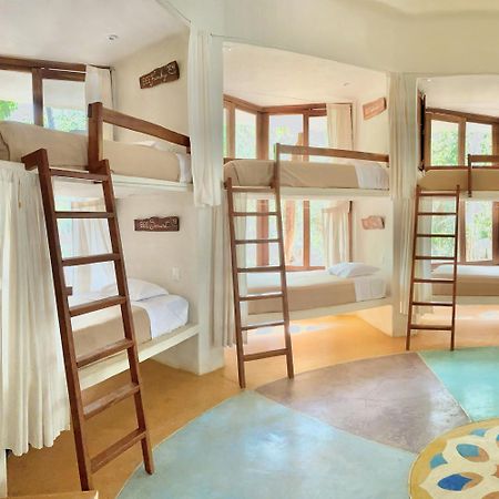 Hotel Holistika Тулум Екстериор снимка