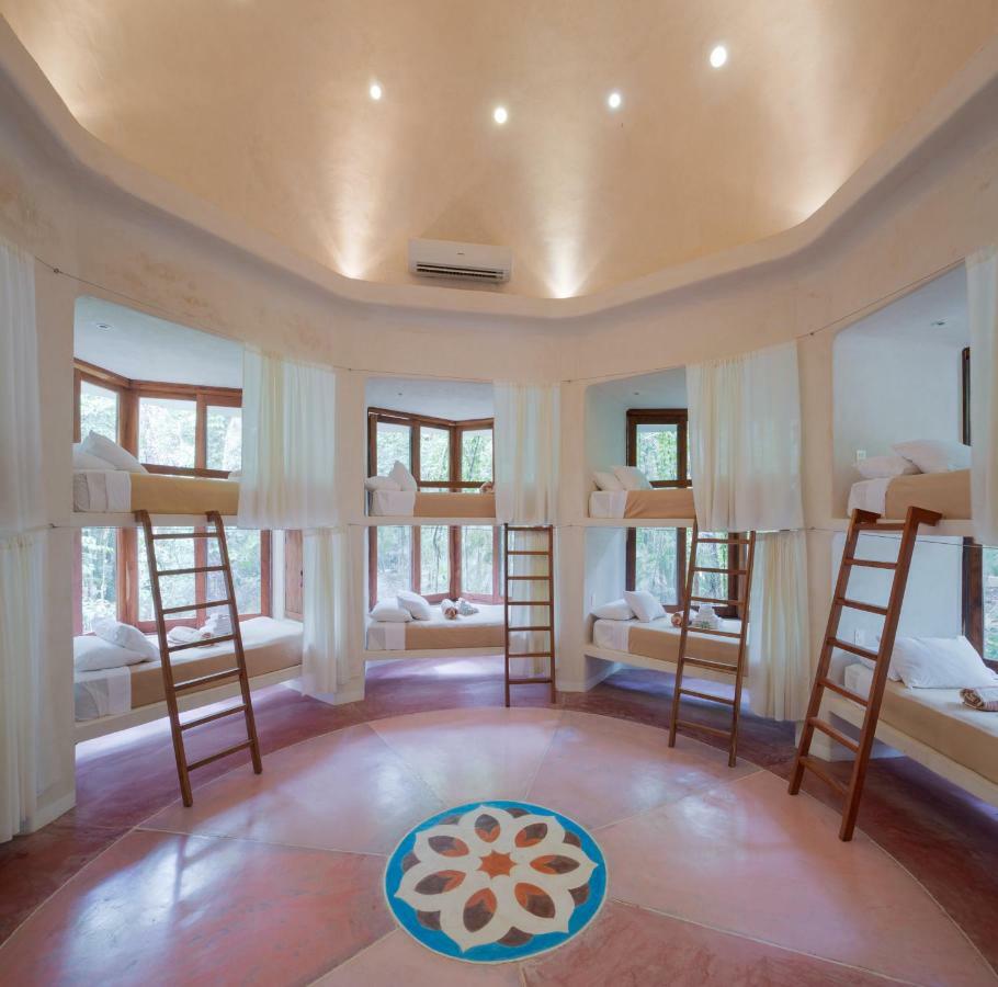 Hotel Holistika Тулум Екстериор снимка