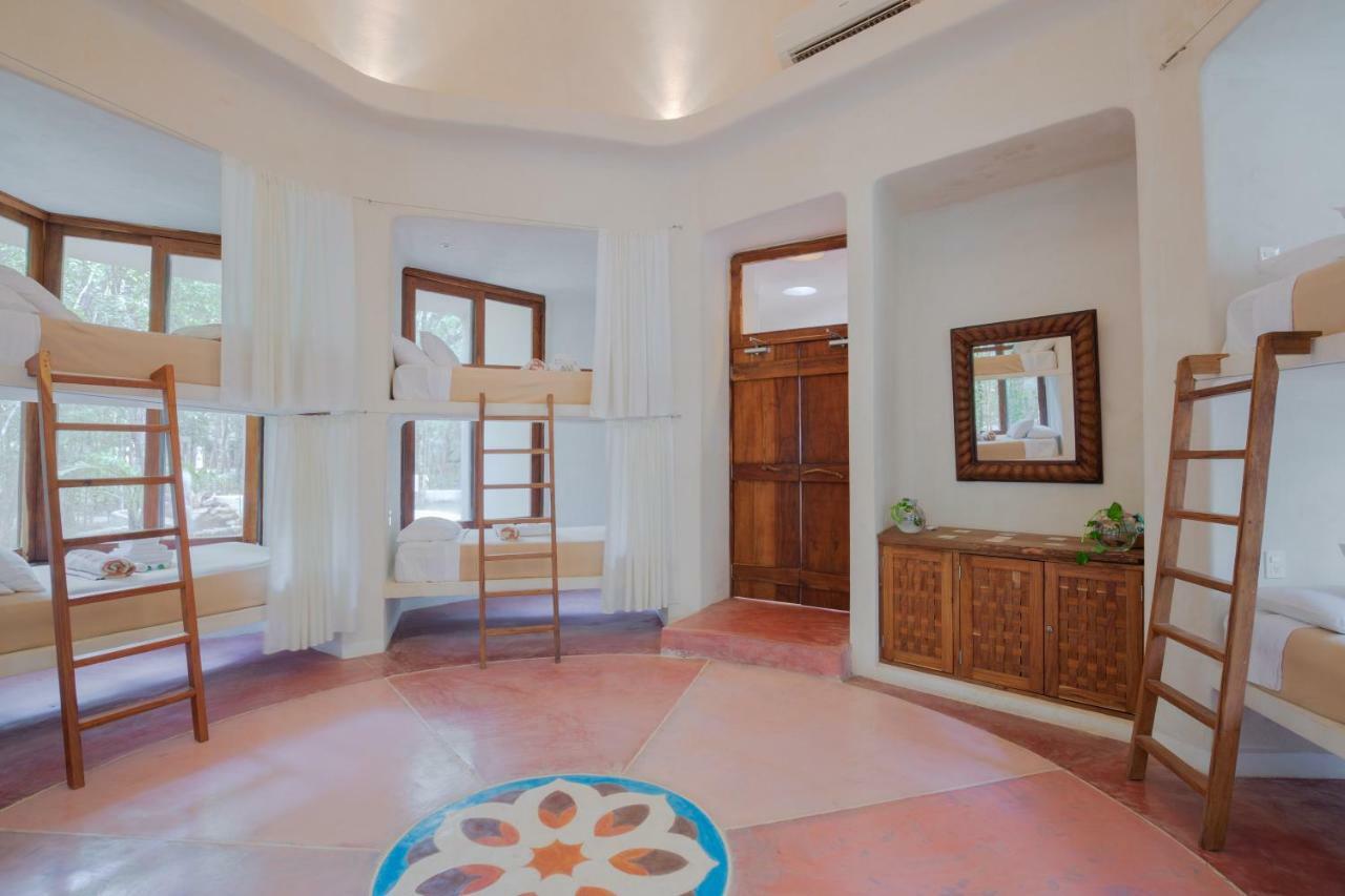 Hotel Holistika Тулум Екстериор снимка