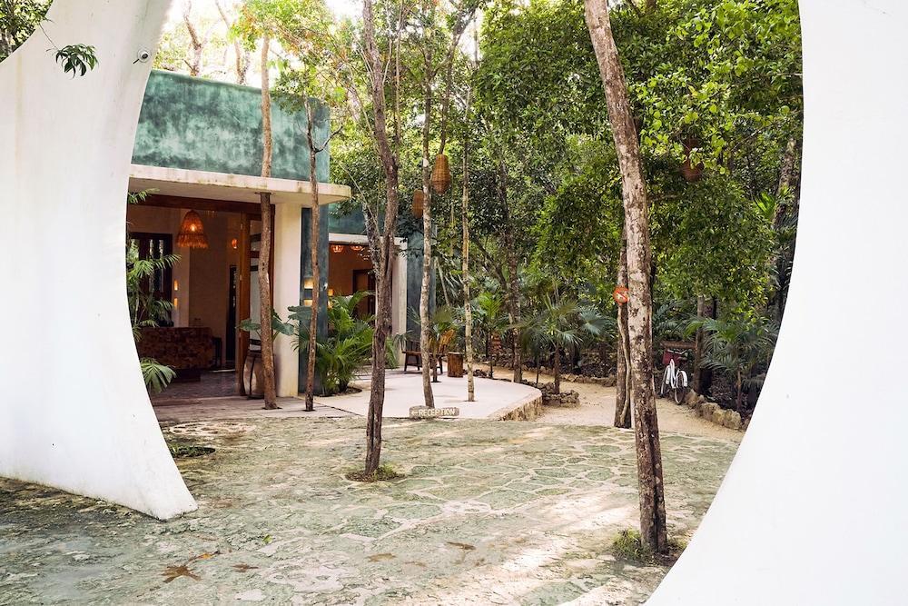 Hotel Holistika Тулум Екстериор снимка